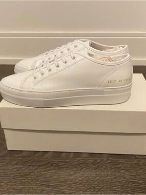 Common Projects Tournament Low Sneaker